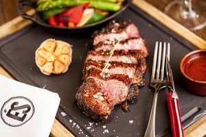 thumbnail: Restaurant
