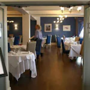 thumbnail: Restaurant