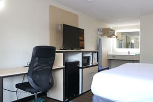 thumbnail: Room