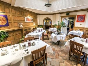 thumbnail: Restaurant