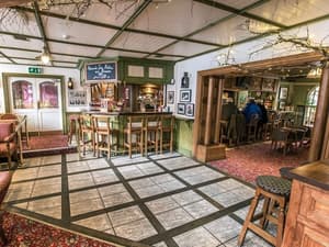 thumbnail: Bar (on property)