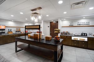thumbnail: Breakfast area