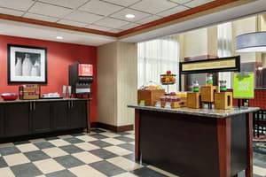 thumbnail: Breakfast area