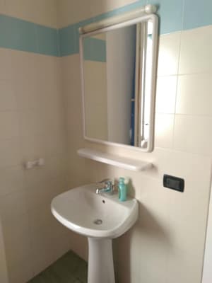thumbnail: Bathroom sink