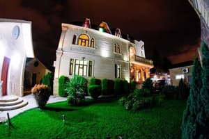 thumbnail: Exterior