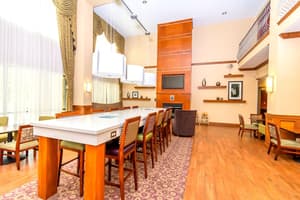 thumbnail: Breakfast area