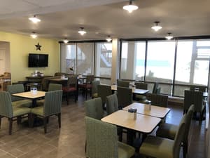 thumbnail: Breakfast area
