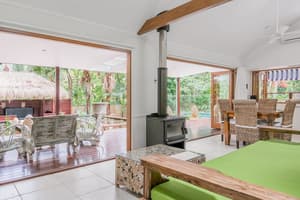 thumbnail: Garden view