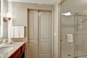 thumbnail: Bathroom shower