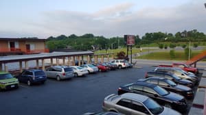 thumbnail: Parking