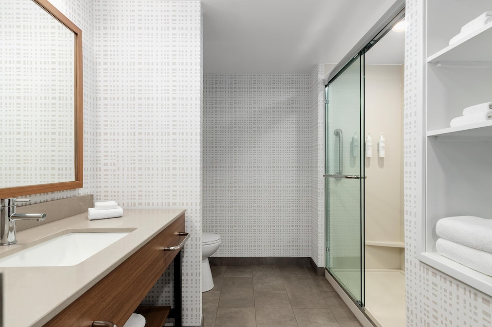 Bathroom shower