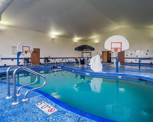 thumbnail: Pool