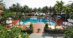 thumbnail: Outdoor pool