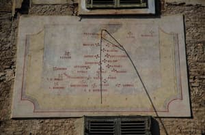 thumbnail: Exterior detail