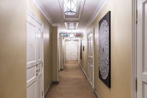 thumbnail: Hallway