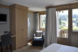 thumbnail: Room