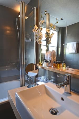 thumbnail: Bathroom sink