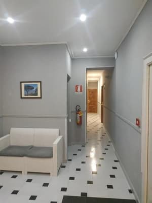 thumbnail: Interior detail