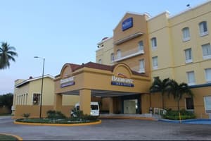 thumbnail: Front of property