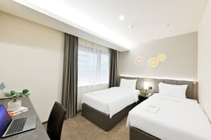 thumbnail: Room