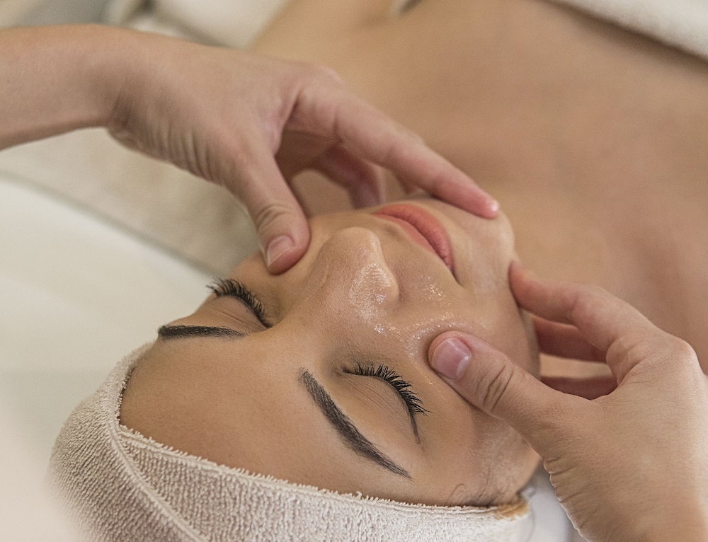 Facial