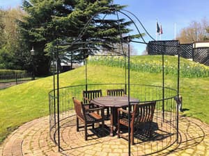 thumbnail: Garden