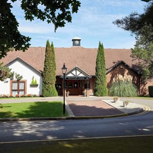 thumbnail: Front of property