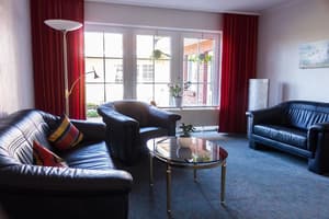thumbnail: Interior detail