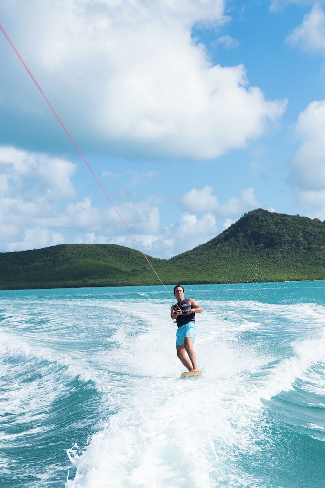 Surfing/boogie boarding