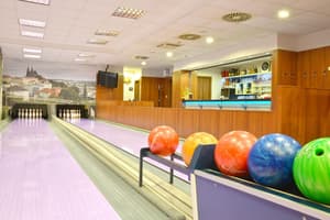 thumbnail: Billiards