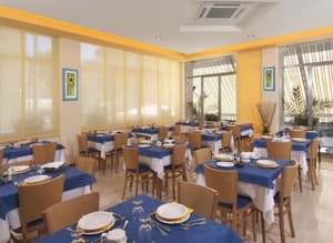thumbnail: Restaurant