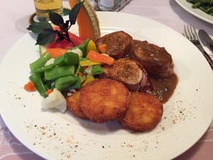thumbnail: Restaurant