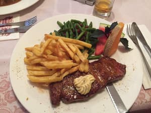 thumbnail: Restaurant