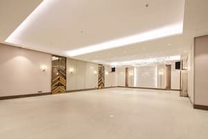 thumbnail: Banquet hall