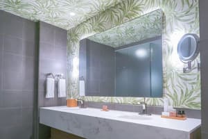 thumbnail: Bathroom