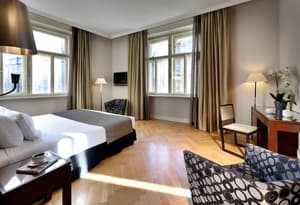 thumbnail: General view