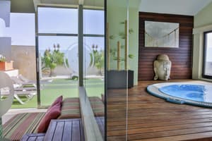 thumbnail: Living area