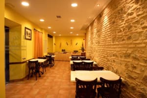 thumbnail: Restaurant