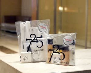 thumbnail: Bathroom amenities