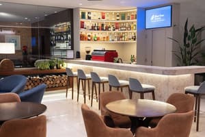 thumbnail: Bar (on property)