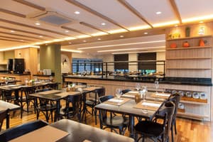 thumbnail: Restaurant