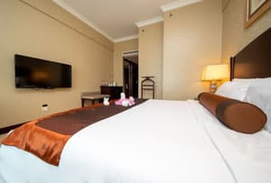 thumbnail: Interior detail