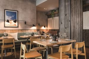 thumbnail: Restaurant