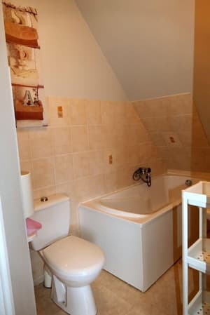 thumbnail: Bathroom