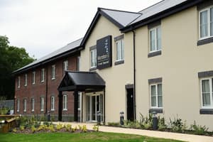 thumbnail: Property entrance