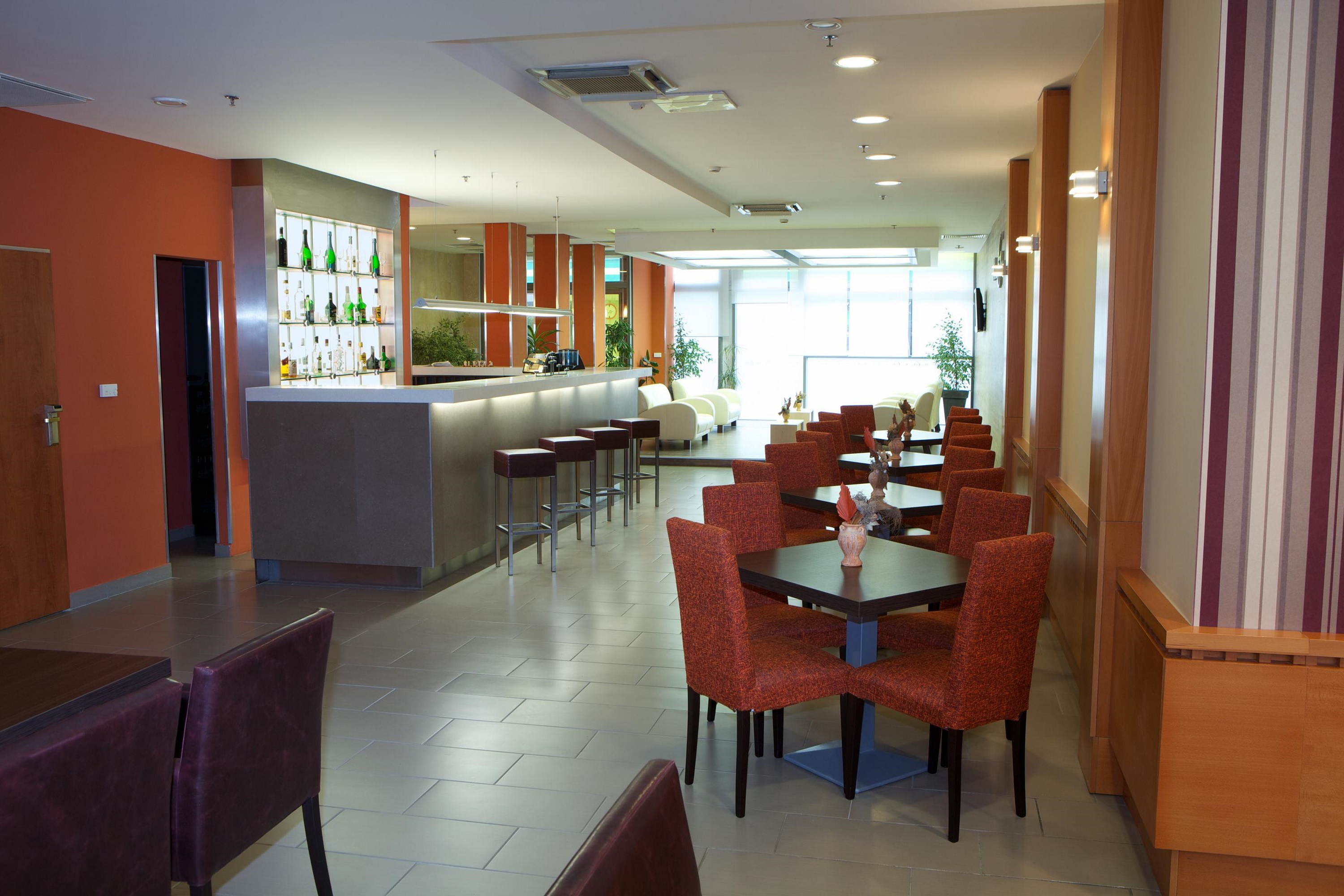 Restaurant-cafeteria