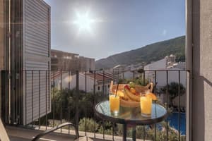 thumbnail: Terrace/patio