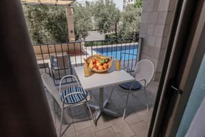 thumbnail: Terrace/patio