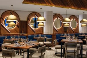 thumbnail: Restaurant