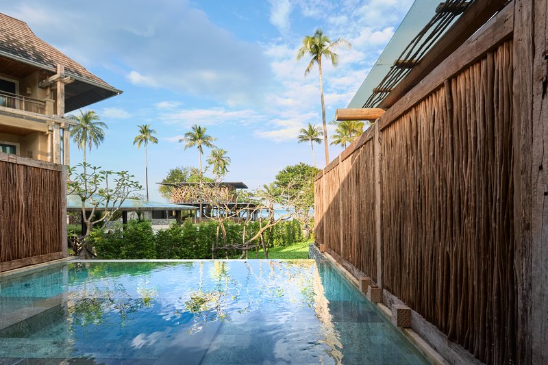 Swimming pool-spa